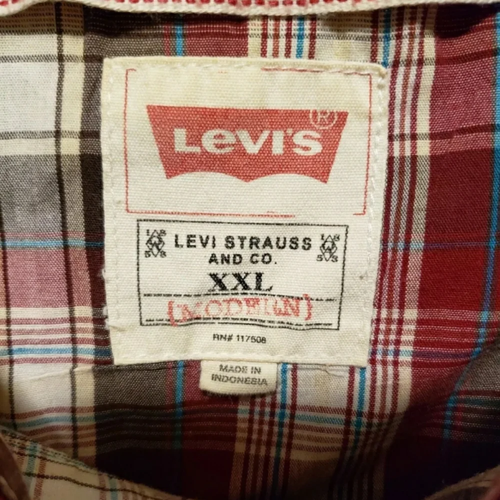 Levis Size XXL Red Plaid